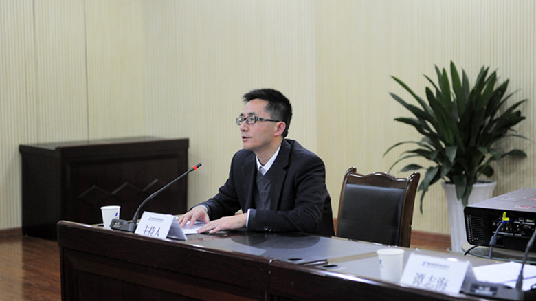 集团党委书记作集团廉政谈话_副本 集团党委书记作集团廉政谈话_副本