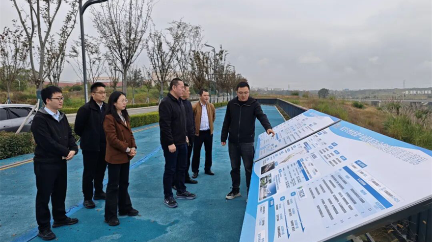 bat365中文官方网站官网赴游仙高新区考察 共探产业合作新路径